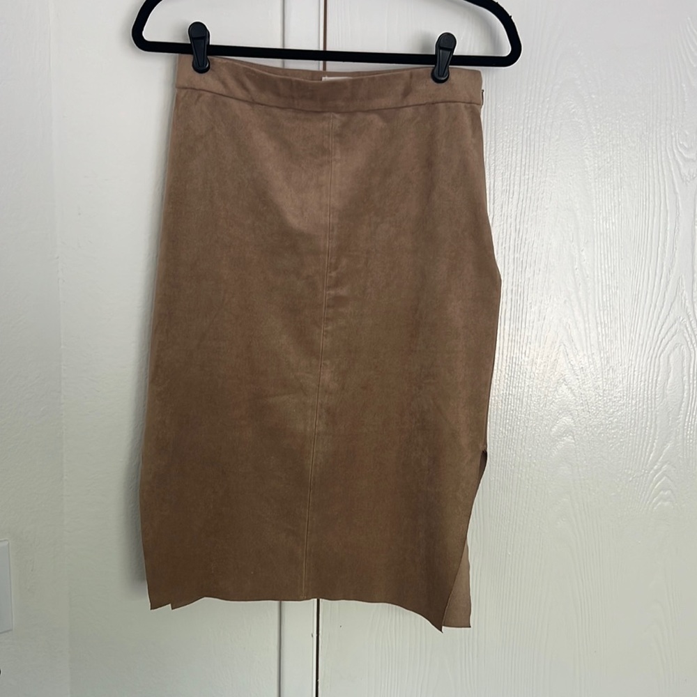 Aritzia Wilfred Free Vegan Suede Pencil Skirt